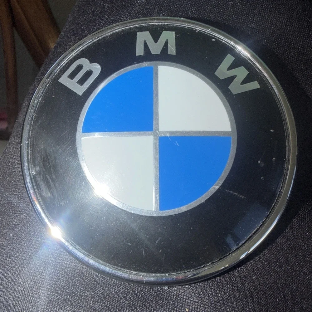 Genuine BMW Trunk Roundel, Emblem 51 14-8132375 82mm - Picture 2 of 4